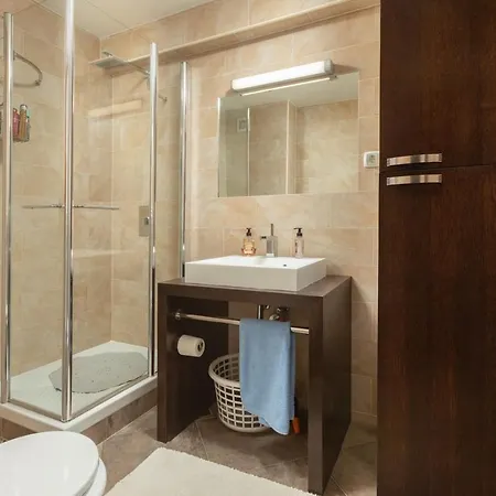 Apartment Makarska Apartment *